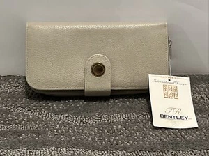 Vintage TR Bentley Tan Wallet New with Tags New Old Stock KMart - Picture 1 of 5