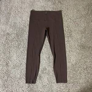 Pantalón Lululemon Talla 12 Align tiro alto 25" entrepierna cremallera frontal marrón espresso - Imagen 1 de 6