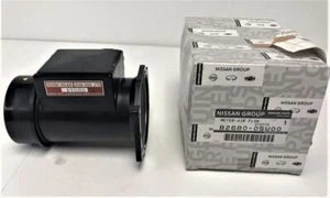Genuine Nissan RB26DETT R32 R33 R34 Mass Air Flow Sensor NEW OEM - Picture 1 of 3