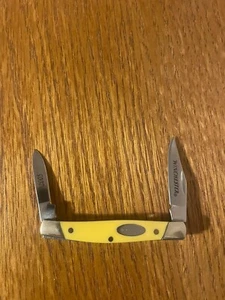 Winchester New 2005 Pocket Knife - Picture 1 of 2