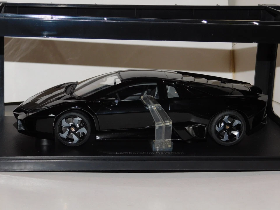 LAMBORGHINI REVENTON 2007 74592 AUTOART 1:18 - Imagen 1 de 4