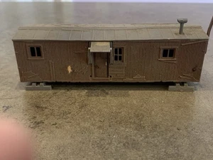Casa escala Ho vintage con conexión de poste eléctrico y respirador usada - Imagen 1 de 5