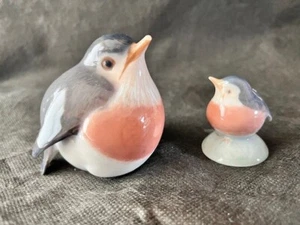 Royal Copenhagen Fat Robin Porzellan 2266 + kleines Rotkehlchen 2238 *kleiner Chip" - Bild 1 von 5