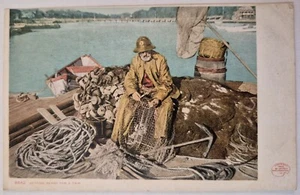Vintage Postkarte alter Fischer macht sich bereit für die Reise AA13 - Bild 1 von 2