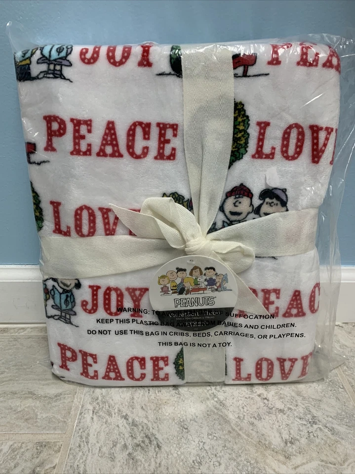 New Berkshire Peanuts Charlie Brown Christmas Peace Love Joy Velvet Soft Throw - Image 1 of 4