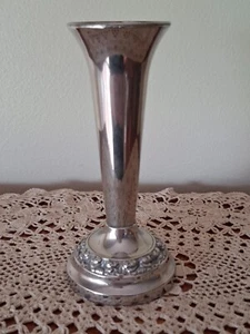 Vintage Ianthe "Made In England" Silver Plated Flute Vase - Picture 1 of 10