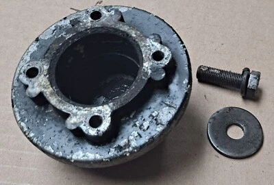 782 Cub Cadet Kohler COPO DE TRAÇÃO NO VOLANTE 682 1204 1210 1211 1282 1710 1810 1872 - Imagem 1 de 4