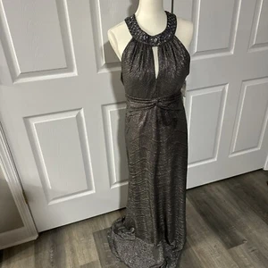 Hermoso Vestido de Noche Halter Gris Brillante Con Lentejuelas Alrededor Del Cuello Talla 12 - Imagen 1 de 10