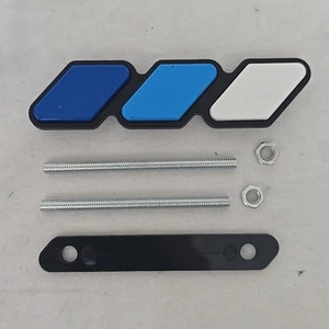 Emblema de insignia de 3 rejillas tricolor para Toyota Tacoma TRD 2018 2019 4Runner Tundra - Imagen 1 de 4
