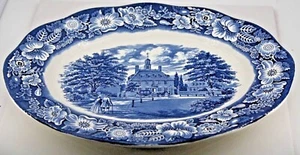 Plato de servir ovalado azul Liberty Staffordshire escena colonial casa del gobernador - Imagen 1 de 3