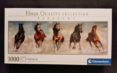 Clementoni PANORAMA - PUZZLE 1000 PEZZI - Horses - Immagine 1 di 3