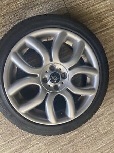 Used BMW Mini Cooper S Flame Alloy Wheel With Tyre 205/45 R 17 R56