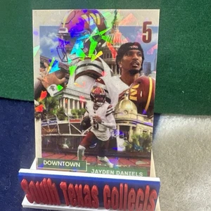 Jayden Daniels SP Downtown Cracked Ice Holo Rookie Custom - Bild 1 von 4