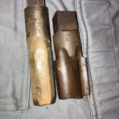 Threaded pipe tapes - Image 1 of 2