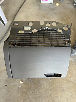 2009-2016 AUDI A4 S4 B8 PAINEL PORTA-LUVAS CONJUNTO PRETO FABRICANTE DE EQUIPAMENTO ORIGINAL - Imagem 1 de 4