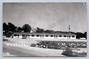 Cartolina K2/O'Neill Nebraska RPPC anni '50 Westerner Motel Building 230 - Foto 1 di 4