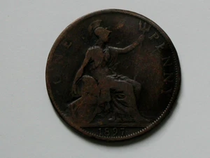 1897 UK (British) Victoria Coin - One Penny (1d) - weak legend - Picture 1 of 2