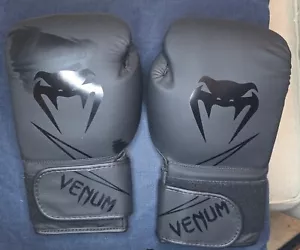 Venum Impact Boxing Gloves 14oz Black - Picture 1 of 2
