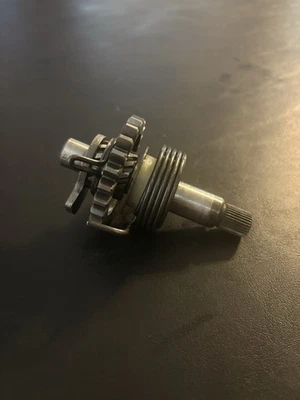 Yamaha Yz125 2000 OEM arranque eje montaje de resorte  Foto 1 de 4