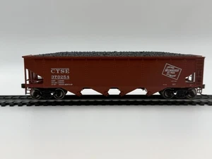 Tolva de 3 bahías HO Athearn Milwaukee Road CTSE 370254 - Acopladores KD - Rueda de acero - Imagen 1 de 4