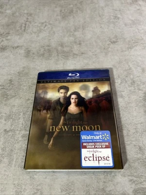 TWILIGHT: NEW MOON (Blu-ray, Ultimate Fan Edition + Slipcover) Combined Shipping - Image 1 of 4
