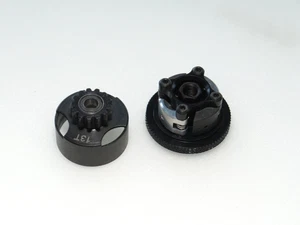MBX-1204 Mugen Seiki MBX8TR Truggy nuovo 13t 4 scarpe frizione - Foto 1 di 1