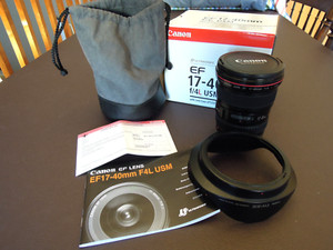 Canon 17-40mm f/4.0 L Wide Angle USM Zoom Lens EF in Great Condition