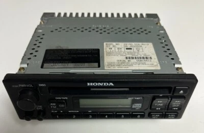 2000 HONDA S2000 AP1 UNIDADE PRINCIPAL DE RÁDIO FABRICANTE DE EQUIPAMENTO ORIGINAL USADA CD Player **CÓDIGO DESCONHECIDO** 2001 - Imagem 1 de 4