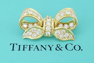"Broche prendedor vintage de cinta con lazo de diamantes de 1,71 quilates de Tiffany & Co oro amarillo de 18 k 1,1""" Foto 1 de 4
