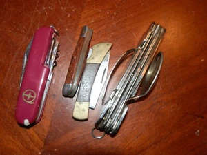 Lot of Survival Camping Knives, and 2 Fold Out Knives, Longest Blade is 3 in. - Picture 1 of 3