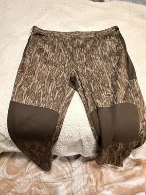 Pantalones deportivos camuflados para hombre talla 2xl  Foto 1 de 4