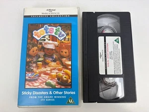 TOTS TV KLEBRIGE KATASTROPHEN UND ANDERE GESCHICHTEN TV Kinderserie PAL VHS VIDEO ITV - Bild 1 von 2