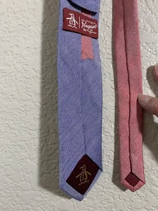 Mens Original Penguin Thin Necktie Lt Red Blue by Munsingwear 62" long Widest 2" - Picture 1 of 10