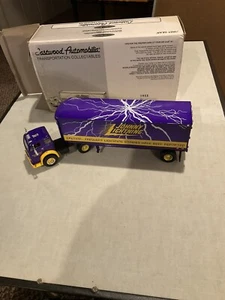 First Gear 1:34 Scale 1953 White 3000 Johnny Lightning Tractor Trailer - Picture 1 of 5