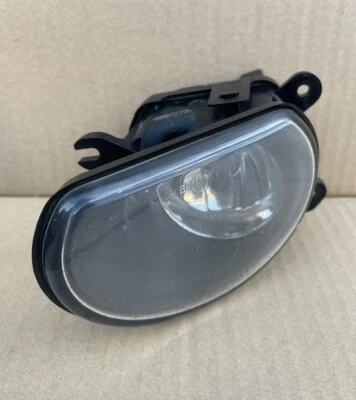 Faro antiniebla delantero izquierdo AUDI A8 S8 D3 4E 2005 07 OEM 24746300 Foto 1 de 4