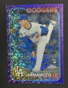 2024 Topps Chrome Yoshinobu Yamamoto #18 Purple Speckle Refractor /299 RC ROOKIE - Bild 1 von 4