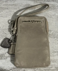 Coach🤍 Mohn Metallic Handy Geldbörse Herz Anhänger EUC - Bild 1 von 8