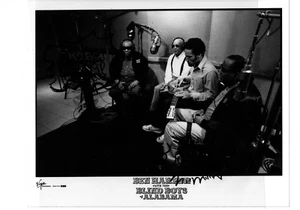 Ben Haper & Blind Boys of Alabama Pressefoto - PROMO - (Jungfrau EMI) - Bild 1 von 1