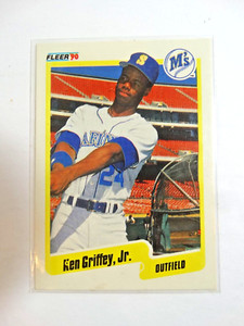 Fleer #513 Ken Griffey Jr. 1990 ULTRA RARE Only one Card Misprint Heart over K