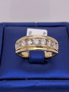 10k Yellow Gold 1.00 CT Diamond Men's Wedding Band, S103793 - Picture 1 of 5