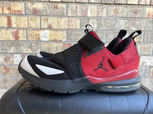 Jordan Trunner LX 2011 Black for Sale 