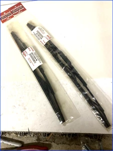 NEW OEM Toyota MATRIX WINDSHIELD WIPER BLADES FACTORY SEALED PKG - Picture 1 of 2