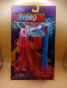 Hydro Thrust Luft- und Wasserraketen Spielzeug State Industrial Ltd versiegelt in Verpackung!  - Bild 1 von 8