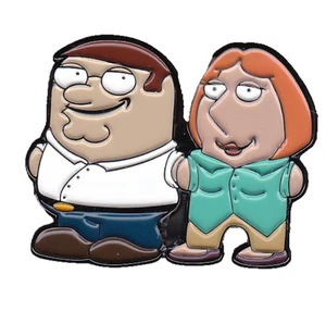 Amazon PECCY 3er Set - Peter/Lois, Brian/Stewie, Chris/Meg Mitarbeiter Pins RAR!! - Bild 1 von 3