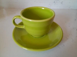 Vintage 2 Piece Fiesta Ware Lime Green Homer Laughlin Fiestaware Cup & Saucer - Picture 1 of 3