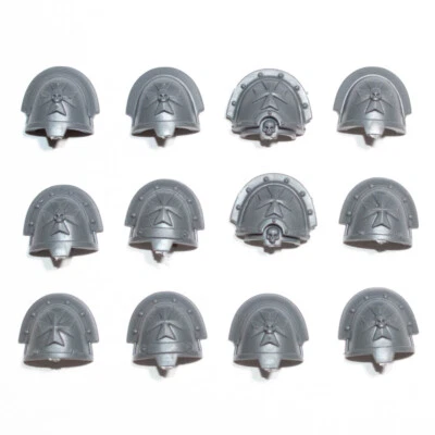 GAMES WORKSHOP Warhammer 40K Nero Templari Spada Fratelli Spalline x 12 [Pezzi]