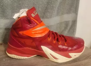 Nike Lebron Zoom Soldier 8 TB Red High-Top Basketball Sneaker Gr. 8 - Bild 1 von 9