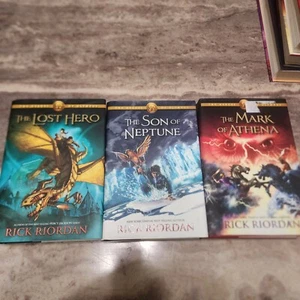 Rick Riordan - Heroes of Olympus Set 1-3 alle Hardcover-Bücher alle 1. Auflage - Bild 1 von 9