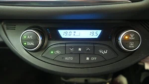 2019 TOYOTA YARIS VVT-1 1.5 PETROL-HYBRID A/C HEATER CLIMATE CONTROL REF14308 - Picture 1 of 10