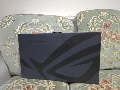 ASUS ROG Zephyrus G16 Ultra 9 285H RTX 5080 32G 2TB OLED 240Hz Gaming Laptop - Image 1 of 4